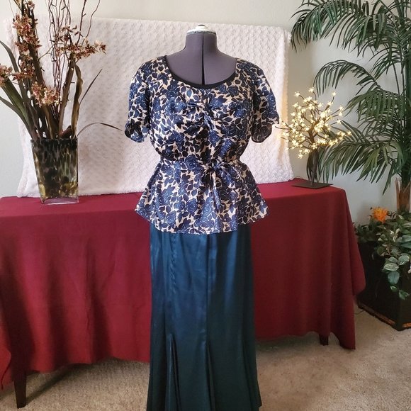Lane Bryant Dresses & Skirts - Womens plus size top & maxi skirt set.